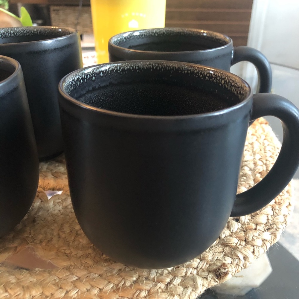 Crate and Barrel Mug Set